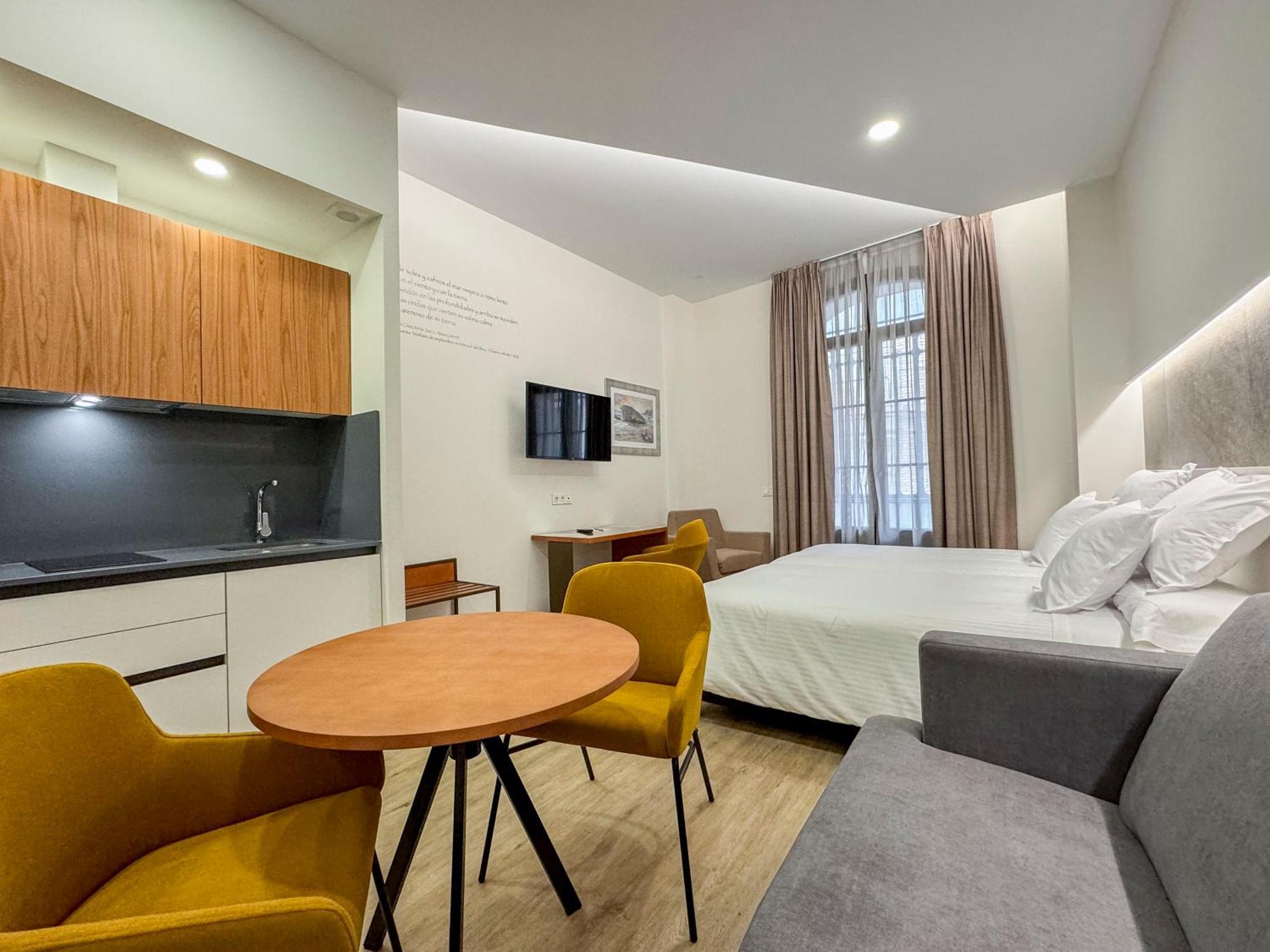 Torreluz Suites アルメリア エクステリア 写真