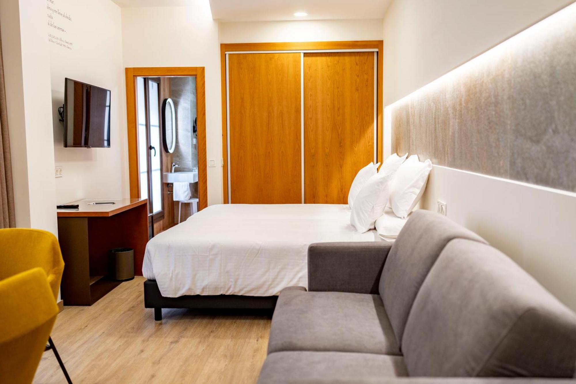 Torreluz Suites アルメリア エクステリア 写真